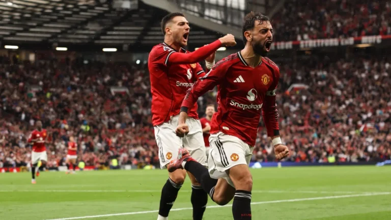Bruno-Fernandes-Diogo-Dalot-Manchester-United.jpg